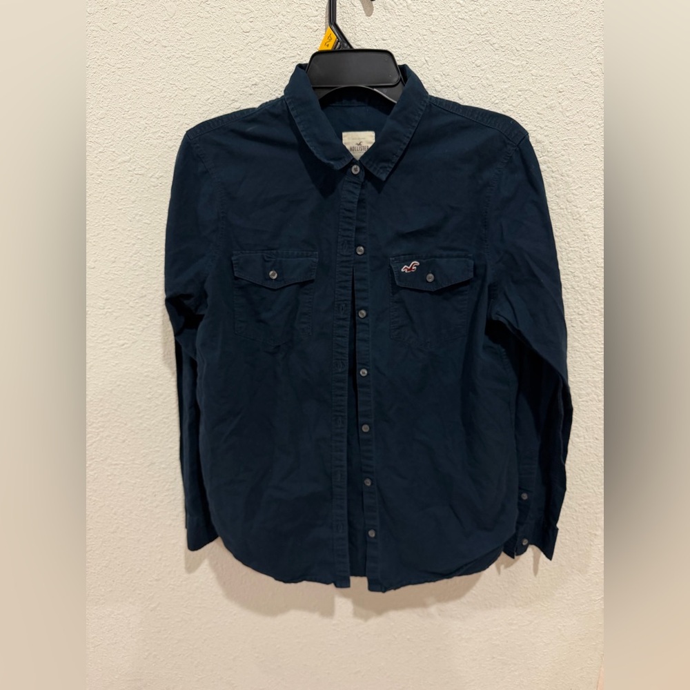 Hollister tee